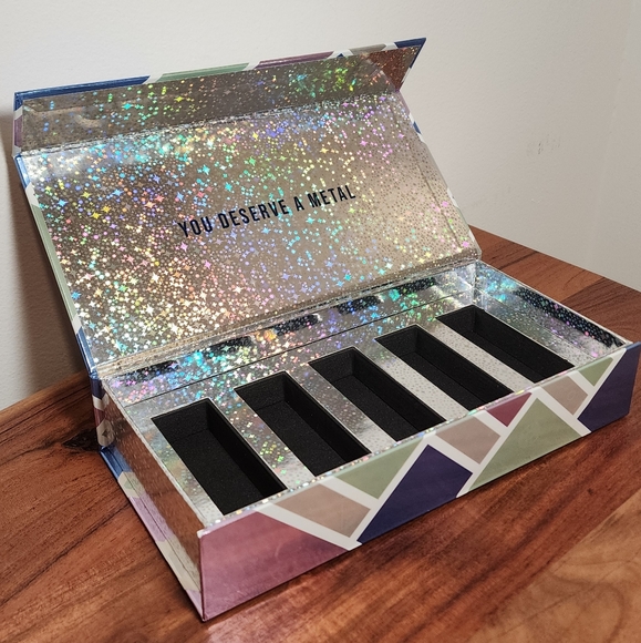 Holo Taco Frosted Metals Collection Box - Picture 3 of 3